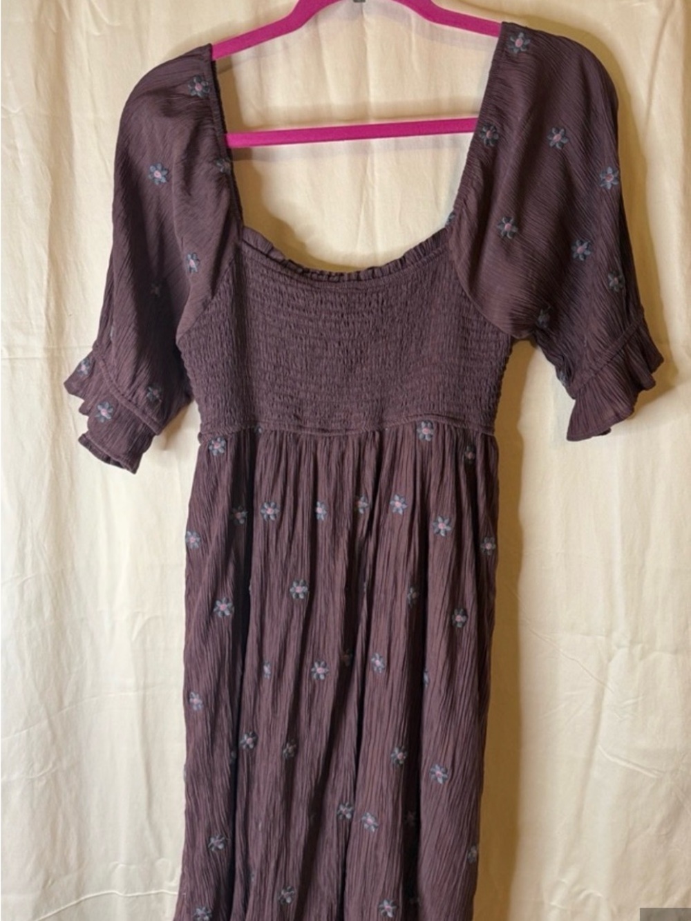 Hem & Thread Plum Floral Smocked Midi Dress - Picture 4 of 4